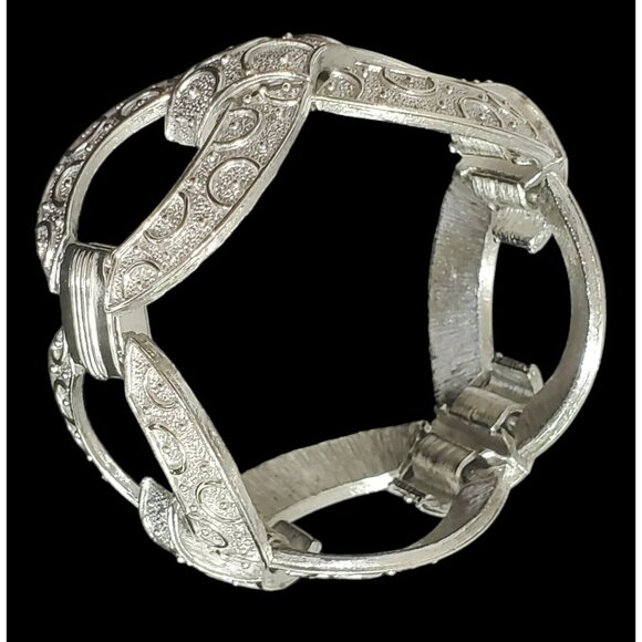 Crown Trifari Bracelet Silver Tone Circles Oval Textured Chunky Wide Links VTG - Picture 8 of 11